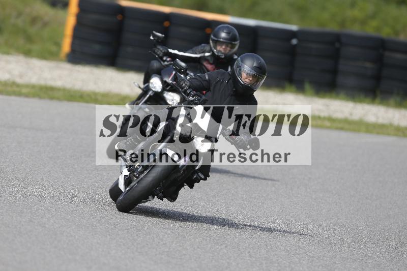 /Archiv-2024/17 01.05.2024 Speer Racing ADR/Schnuppertraining